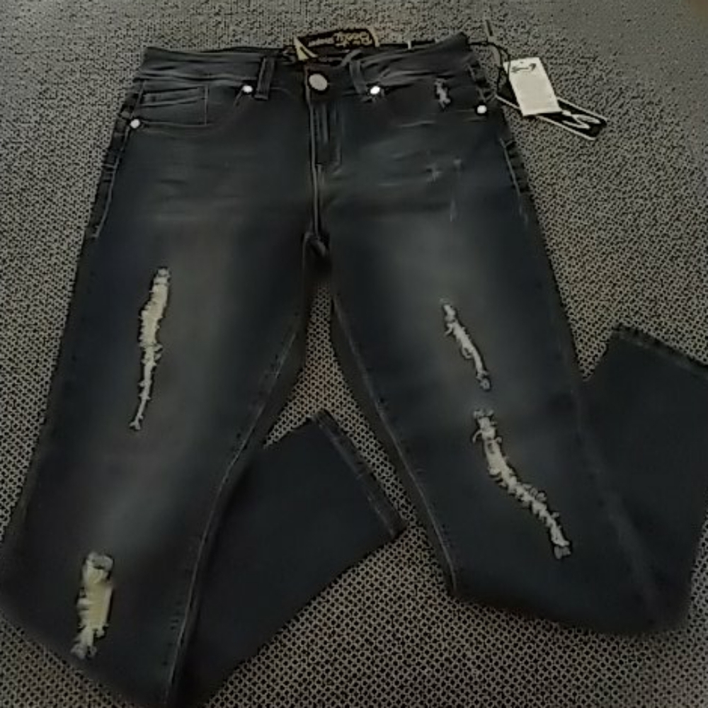 Jeans - Picture 3 of 3